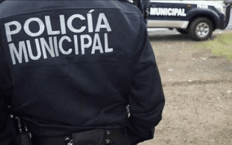 Detienen a dos policías de Puebla por violar a mujer a cambio de no multarla