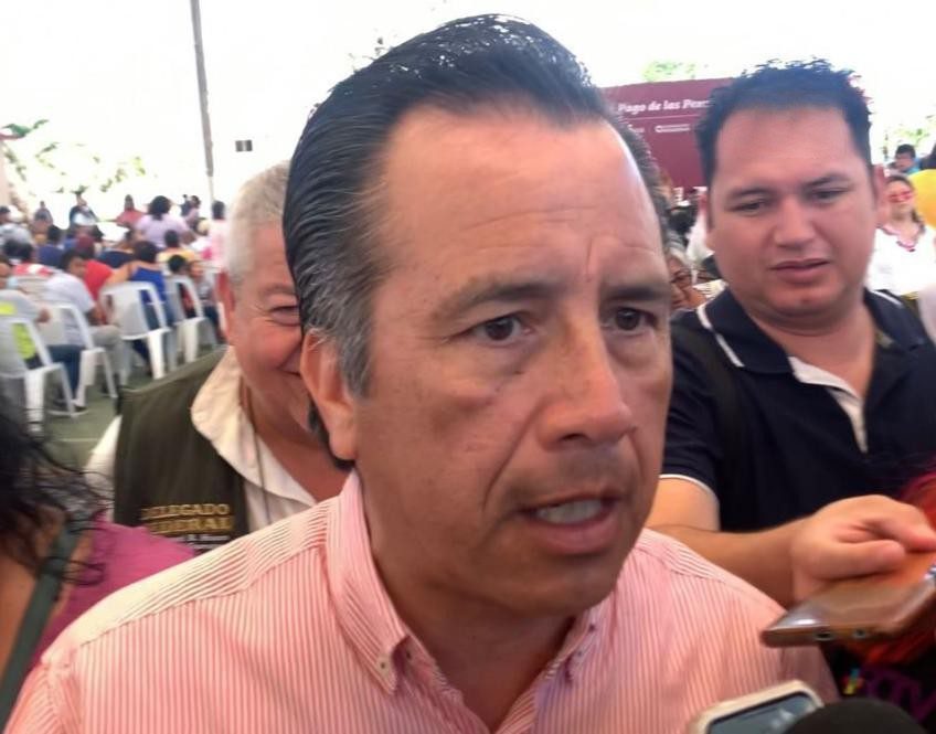 Pemex atenderá a familiares de víctimas de siniestros: Gobernador