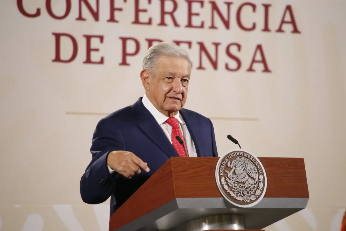 AMLO pide revisar delito contra las instituciones en Veracruz