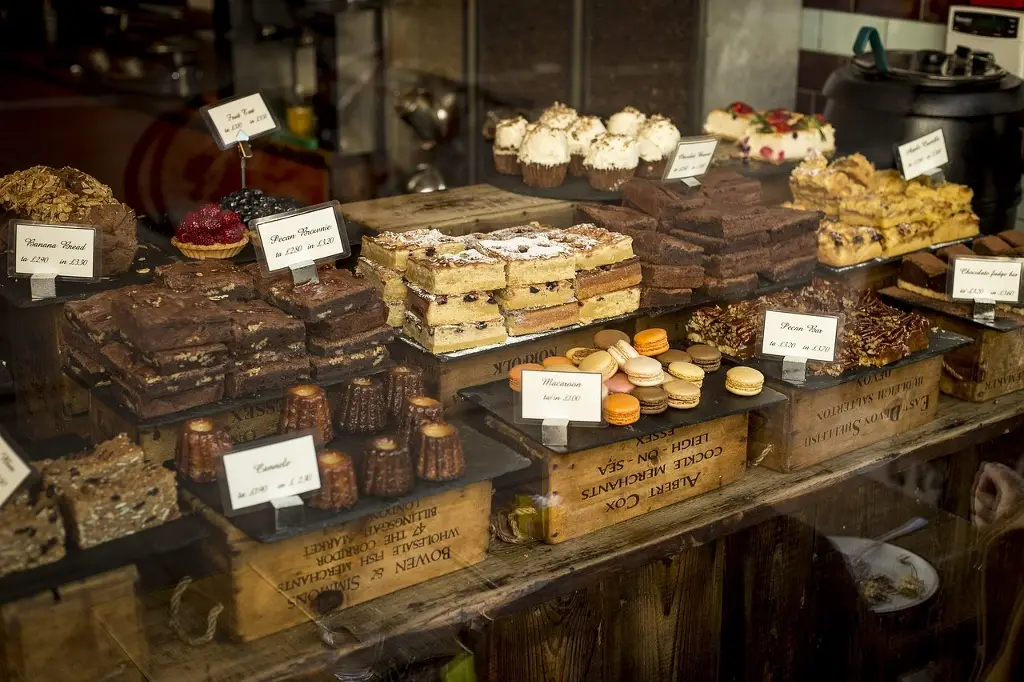 Asaltan pastelería en Veracruz; se llevan dinero y un chocoflan