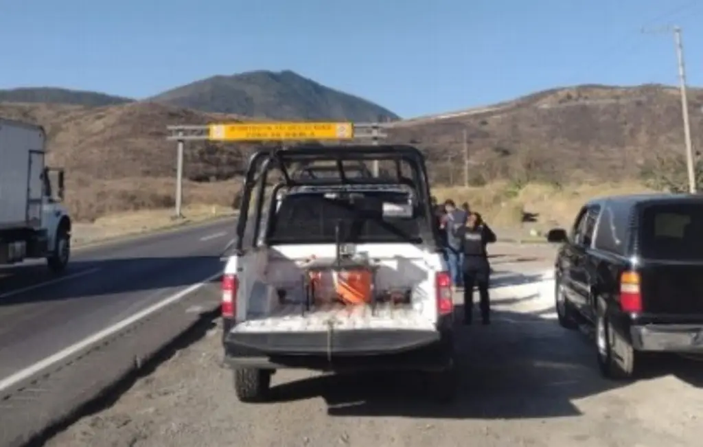 Identifican a hombres asesinados y abandonados en autopista de Veracruz