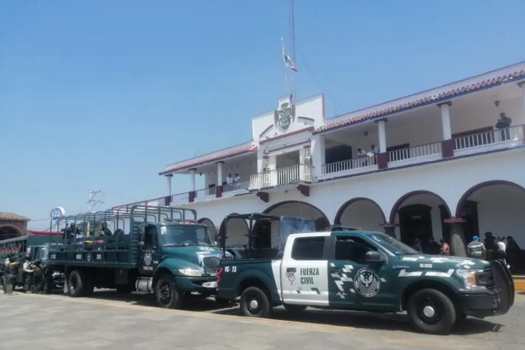 Toman palacio de Amatlán; rechazan centro de transferencia de residuos