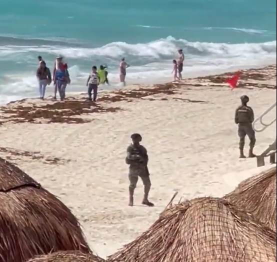 Matan a 3 personas en playa de Cancún al inicio de Semana Santa