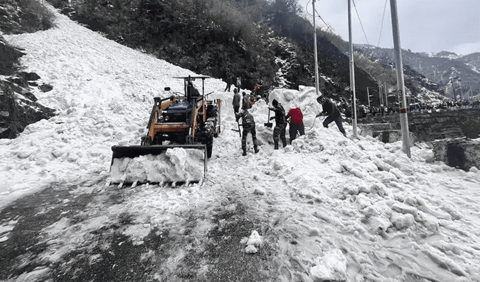 Avalancha en el norte de India deja siete muertos y más de 10 heridos