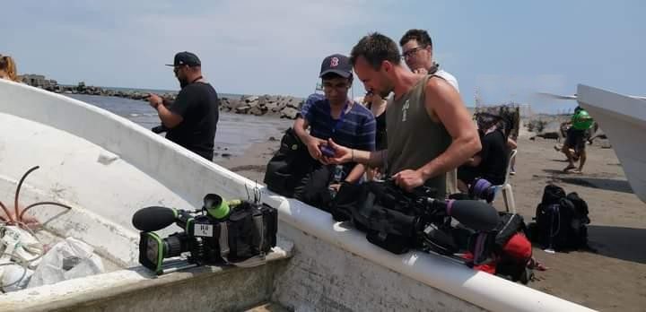 Reality show europeo graba en playas de Antón Lizardo