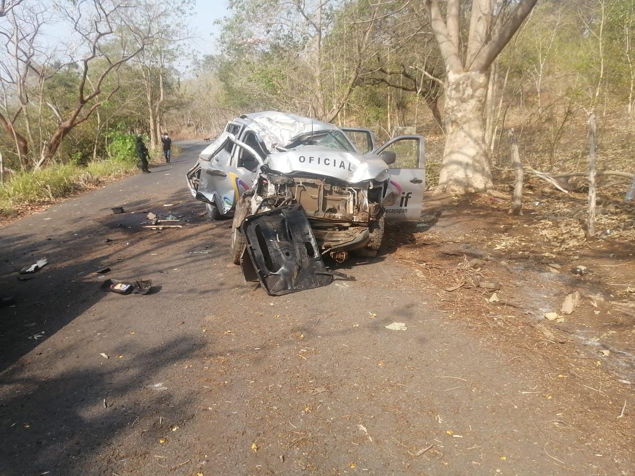 En pleno viernes santo muere Policía Municipal de Mecayapan tras volcadura.