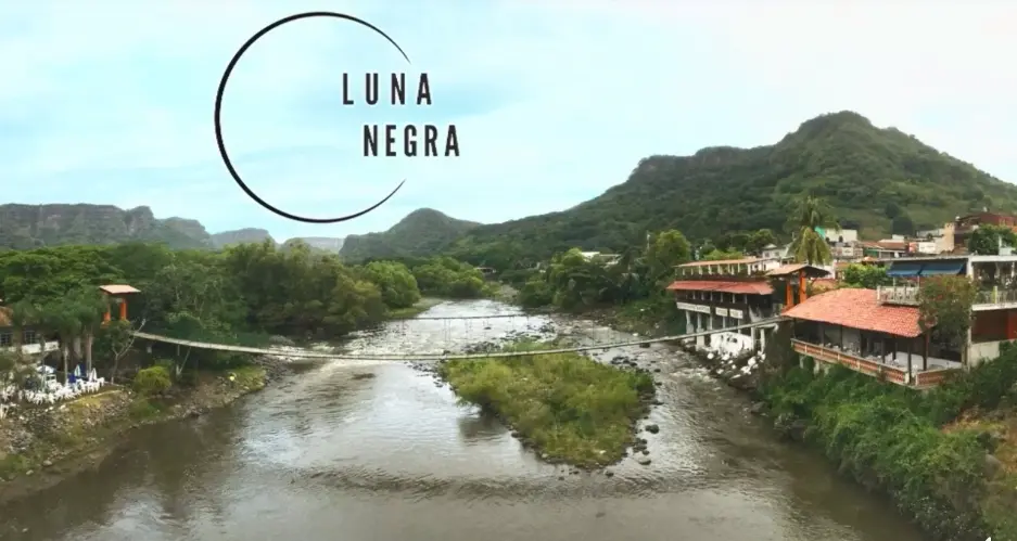 Tonatiuth García, hermano de Cuitláhuac, multipremiado por Luna Negra