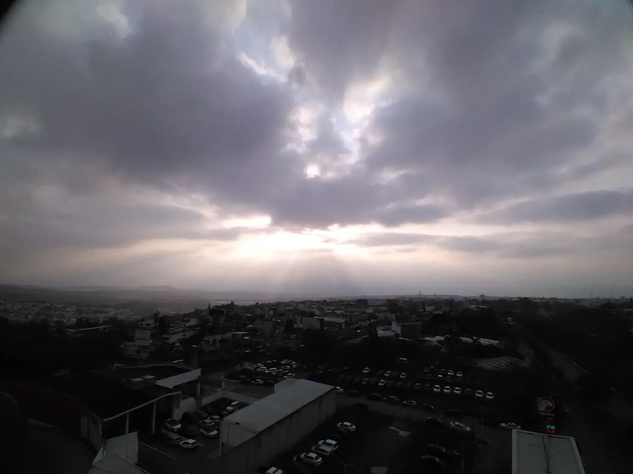 Incrementa temperatura en Veracruz y se pronostica lluvia en la zona montañosa