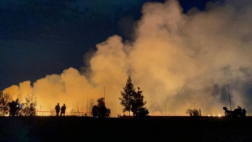 Incendio en la Central de Abasto: continúan trabajos de enfriamiento en la zona