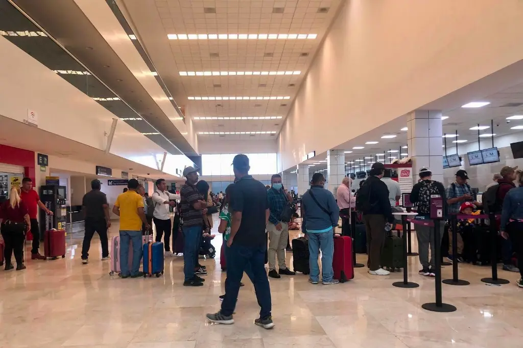 Retraso de vuelo en aeropuerto de Veracruz