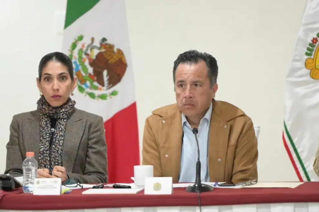 Gobernador de Veracruz se reúne con familiares de desaparecidos pero está ‘ausente’: Colectivo