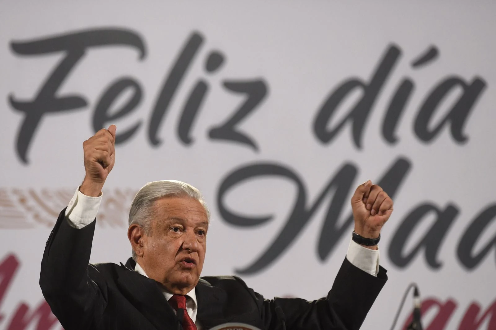 AMLO se burla de premio a ministra Norma Piña: «esos se consiguen en Santo Domingo»