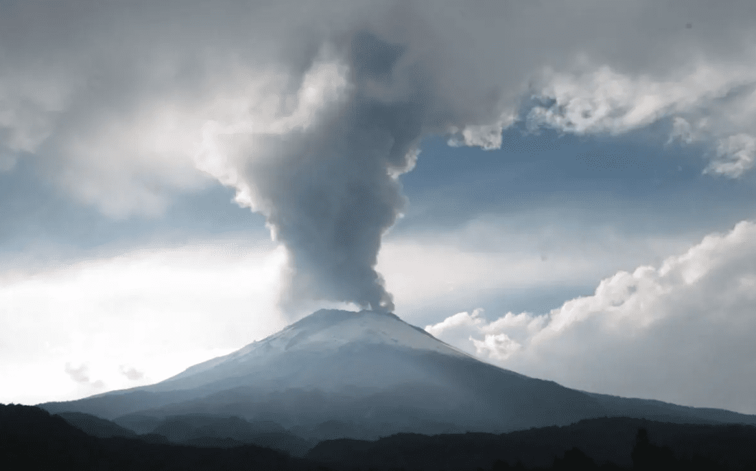 Cenapred ve tres posibles escenarios para la actividad del Popocatépetl