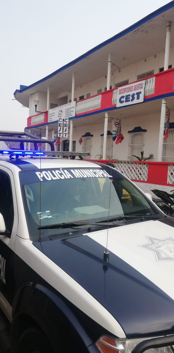 Enfrentamiento verbal dentro de instalaciones de CEST atrajo a policía municipal