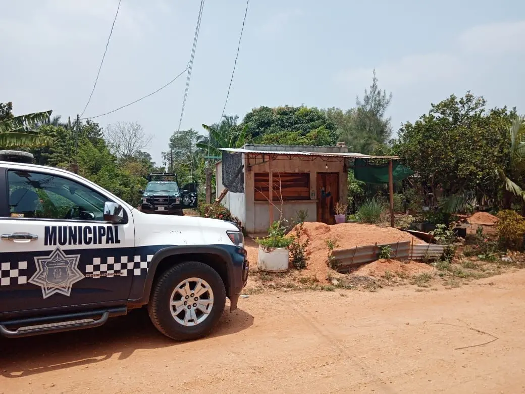 Mujer mu3re en su vivienda en Acayucan a 4 días de consumir herbicida