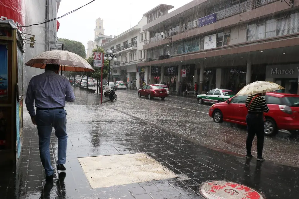 Este jueves 29 de junio se pronostican lluvias en el centro y sur de Veracruz