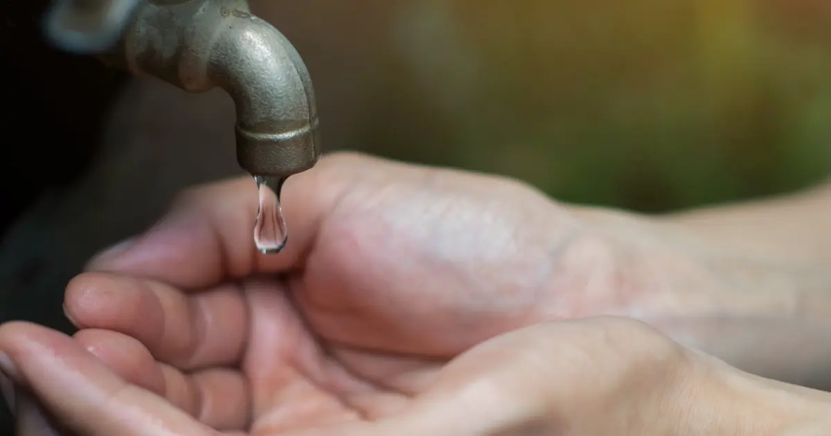 Sin servicio de agua, el sur de Veracruz supera los 40 grados de temperatura