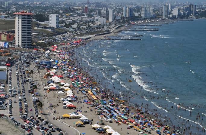 Vacaciones de verano dejarían a Veracruz derrama de 2 mil millones: Sectur