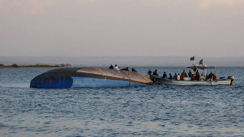 África está de luto: 58 personas mueren en explosiones, derrumbes y naufragios