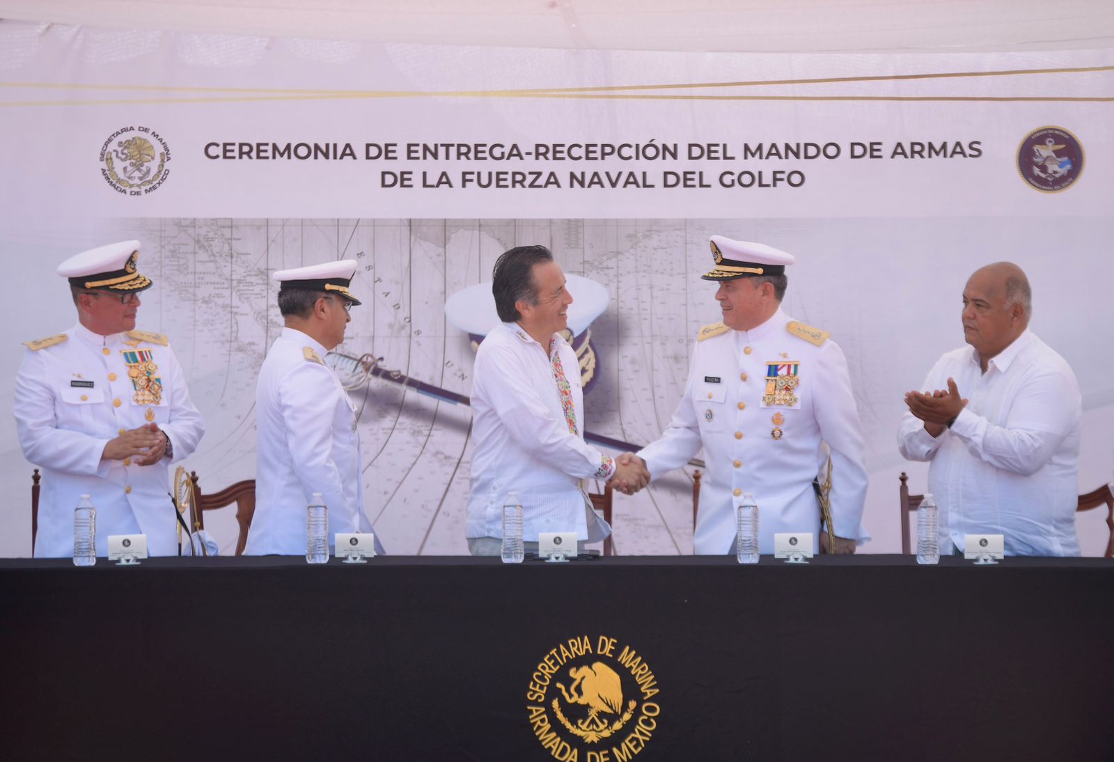 Gobernador recibe al nuevo Mando de Armas de la Fuerza Naval del Golfo en Tuxpan