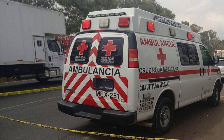 Carambola en carretera al municipio de Agua Dulce provocó cierre de camino