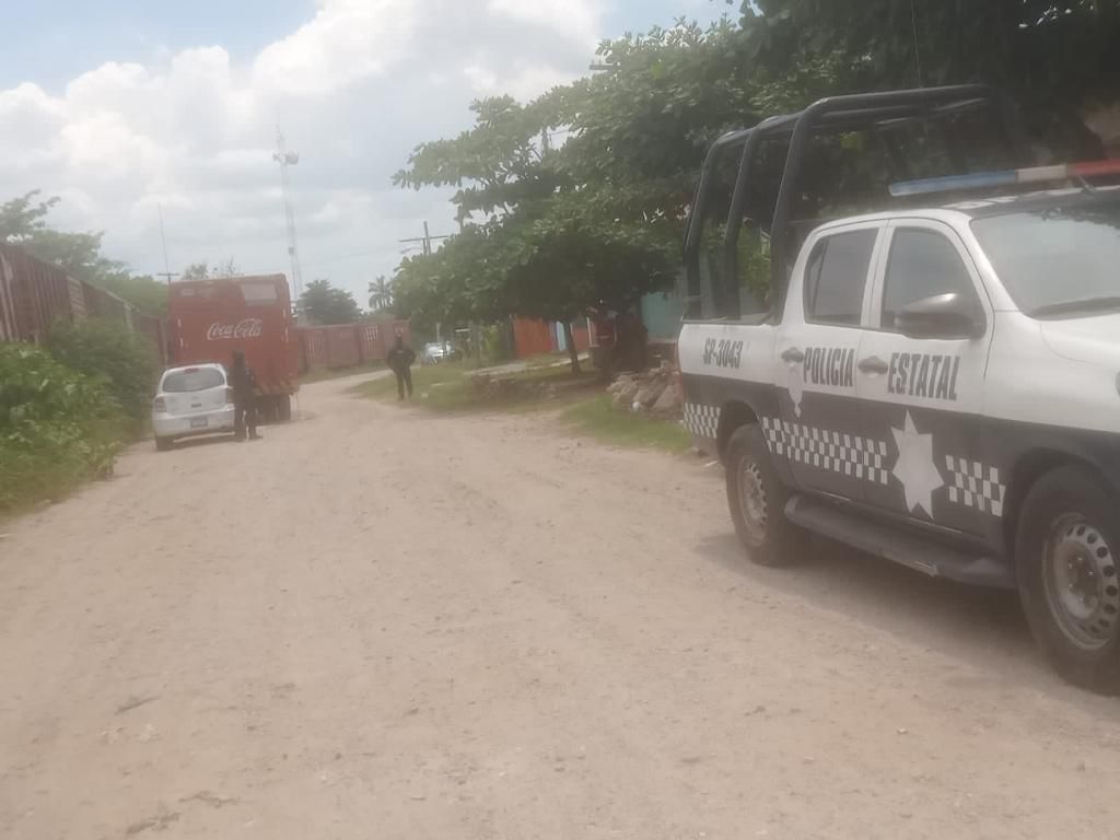 Recupera Policía Estatal camión con reporte de robo en Tres Valles