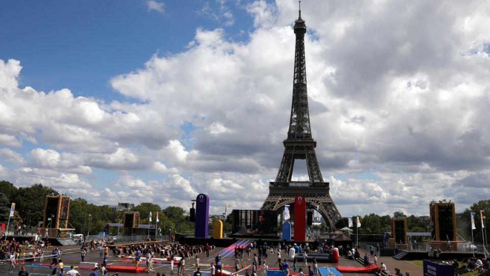 Turista mexicana habría sido víctima de vi0lación tumultuaria en París, hay dos detenidos según la prensa francesa