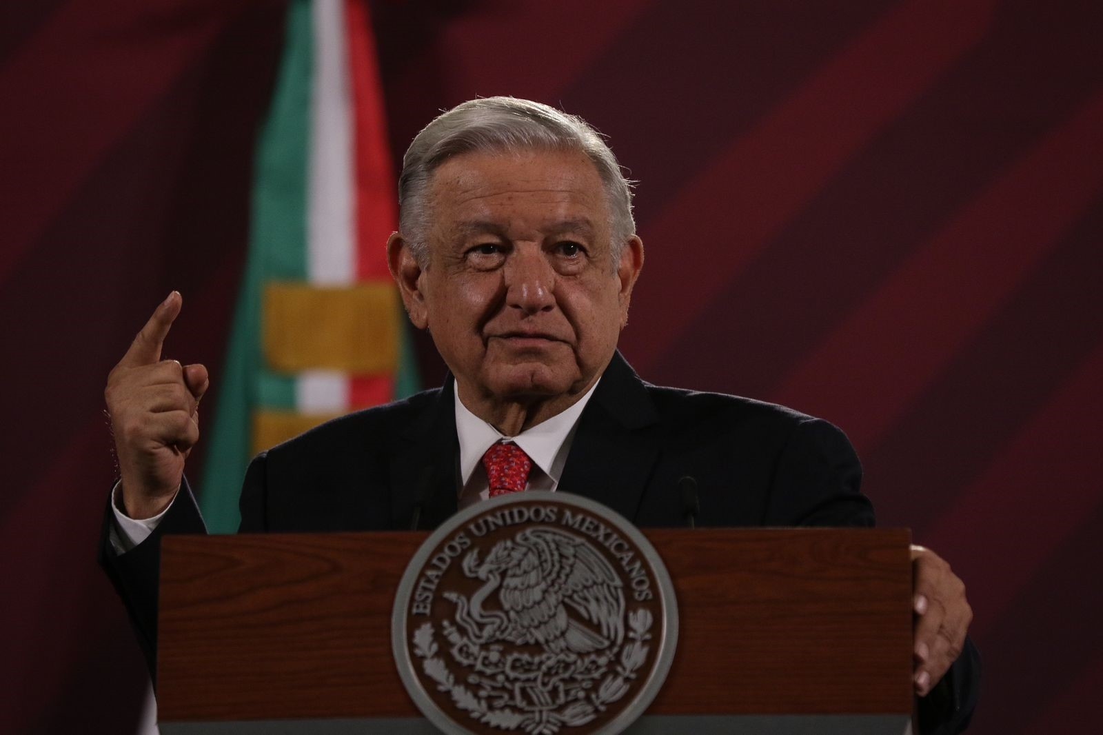 Sólo en Chihuahua y Coahuila no se distribuirán los libros de texto debido a controversias: AMLO