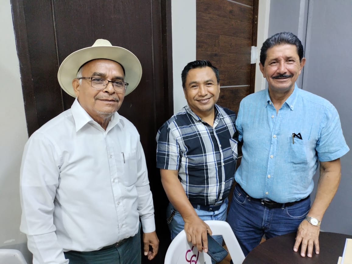 Buscan rehabilitar carretera estatal con apoyo de quienes ocupan piedra para tren maya