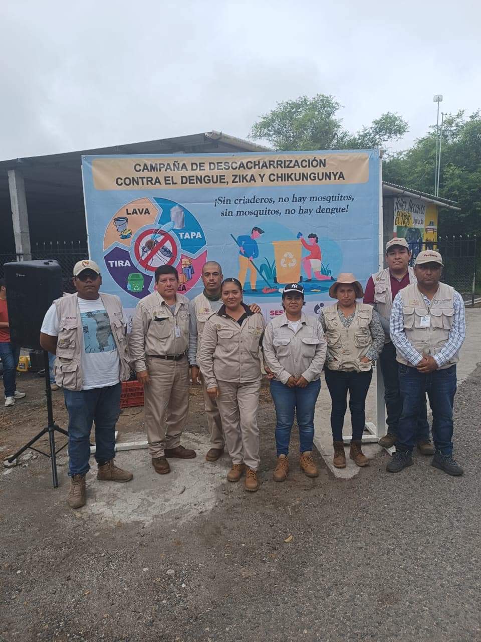 Llevan campaña de descacharización a zona de Tres Zapotes