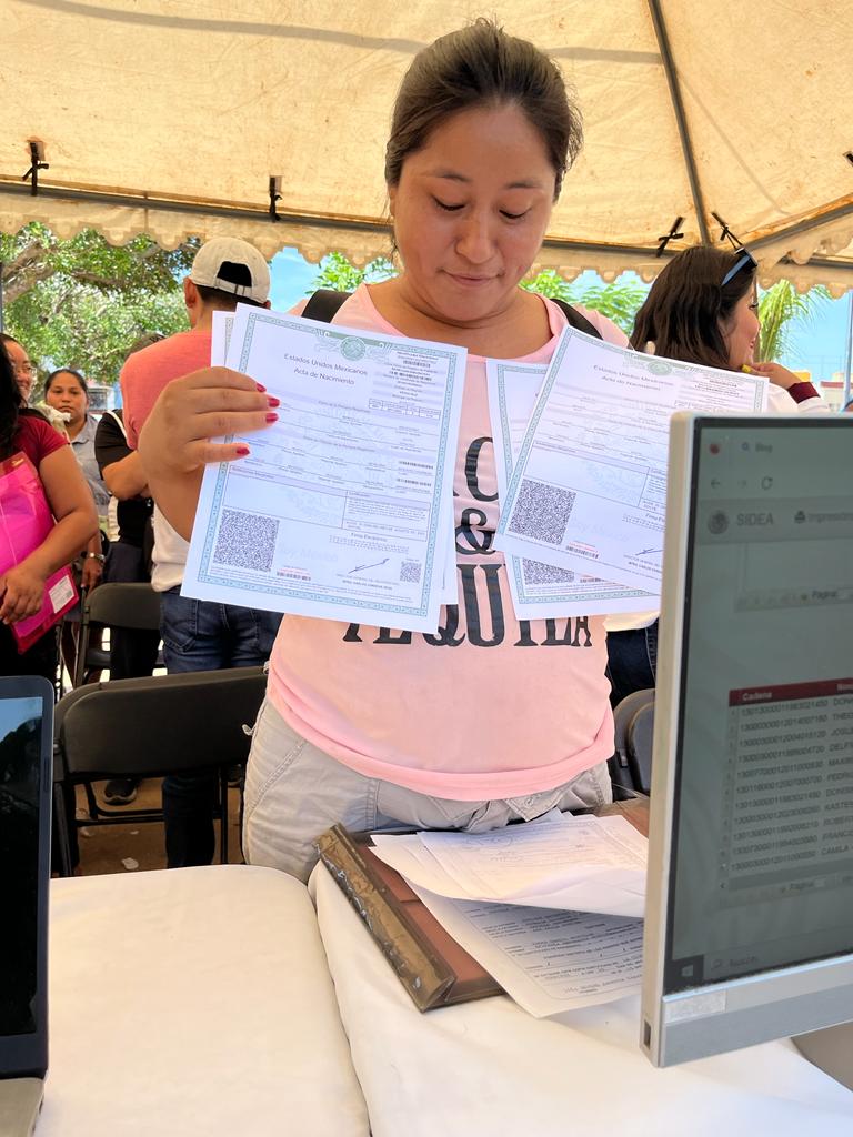 Trabajan por libros centenarios en registro civil de San Andrés Tuxtla San Andrés Tuxtla, Ver.