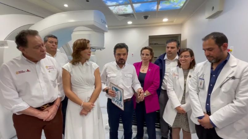 El IMSS hace entrega simbólica del acelerador de radiación para pacientes con cáncer