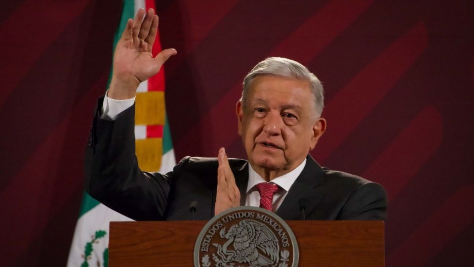 AMLO anuncia conferencias de prensa vespertinas para explicar el contenido de los libros de texto