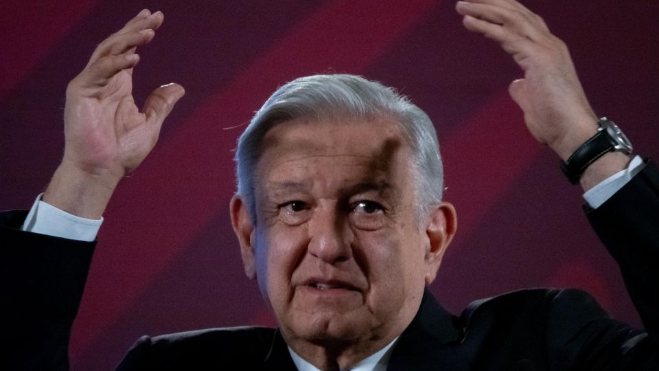 AMLO lamenta las muertes de civiles y policías por minas explosivas y drones