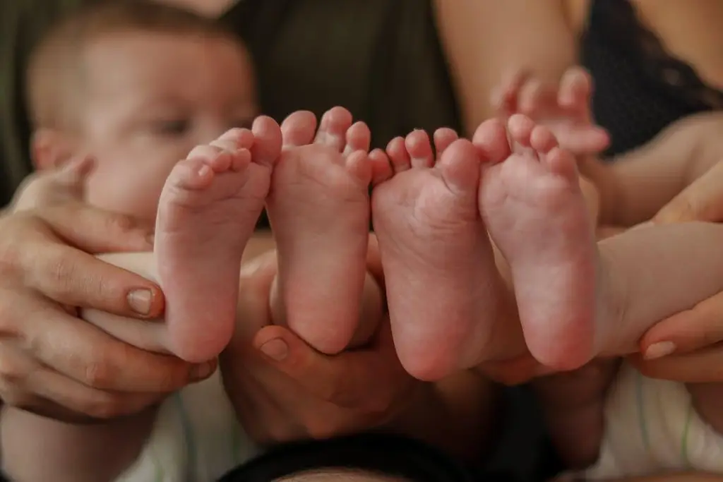 Hospital reporta el nacimiento de 10 pares de gemelos en un solo día