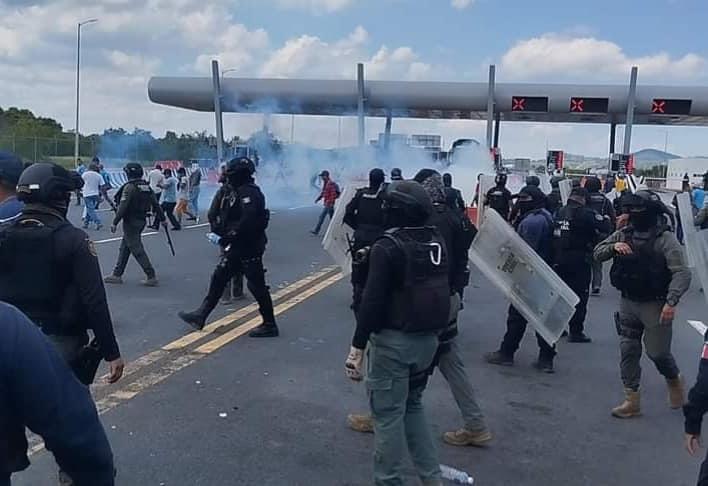 Desalojan granaderos a pobladores que exigían agua al norte de Veracruz