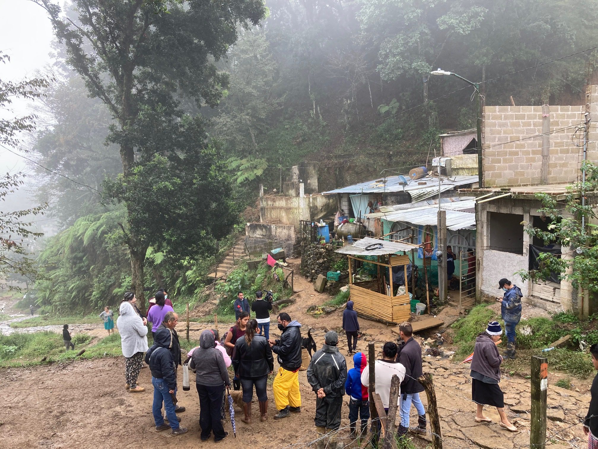 25 mil familias peligran por inundaciones y deslaves en Xalapa