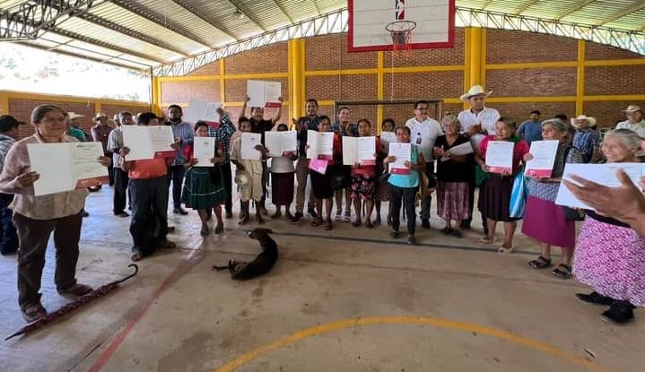 Más de 70 campesinos de Zapaltecatl ya cuentan con certeza parcelaria, gracias a la gestión de Lidia Irma Mezhua