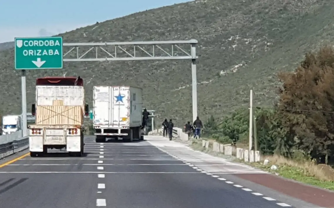 Gobernador niega aumento de violencia en carretera de Cumbres de Maltrata