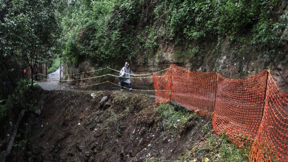 Alud en Autlán de Navarro, Jalisco deja siete muert0s y 9 desaparecidos