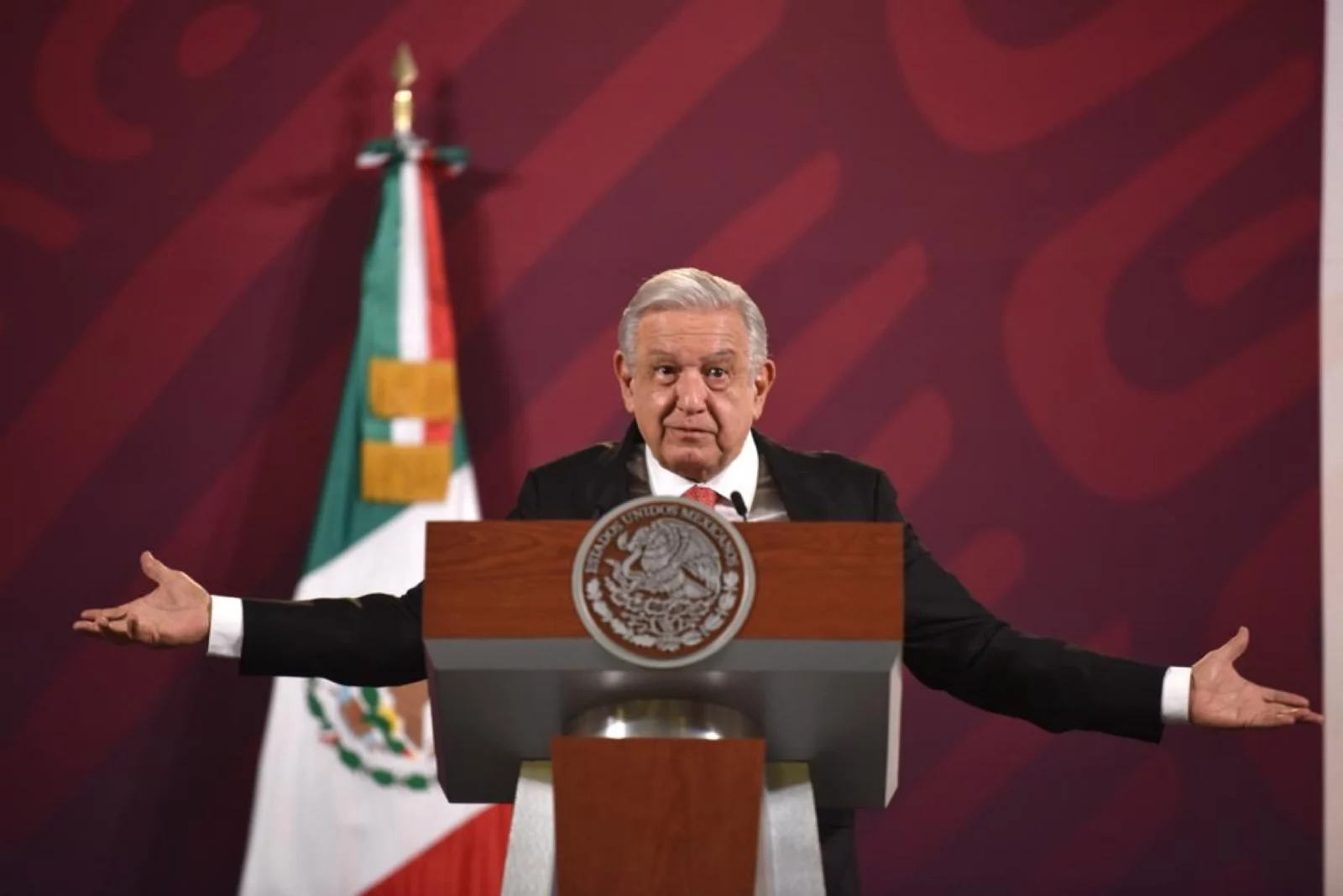 “¿Por qué les molesta lo del general Cienfuegos?: AMLO defiende al exsecretario de la Defensa Nacional