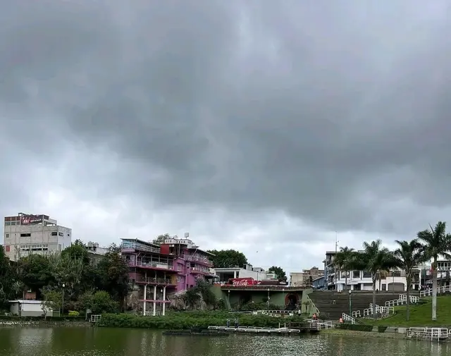 Lluvias y clima templado este martes 10 de octubre en Veracruz