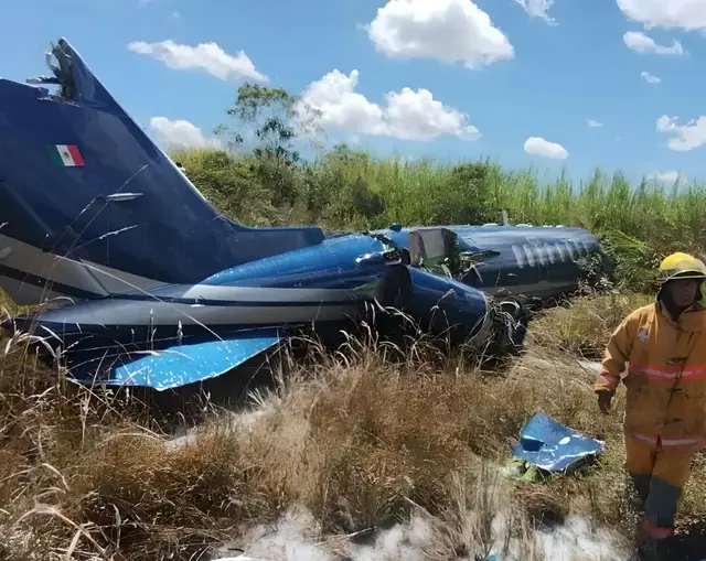 Avioneta de Chiapas aterriza de emergencia en El Lencero, en Veracruz