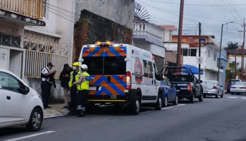 Lo encuentran sin vida al interior de su casa