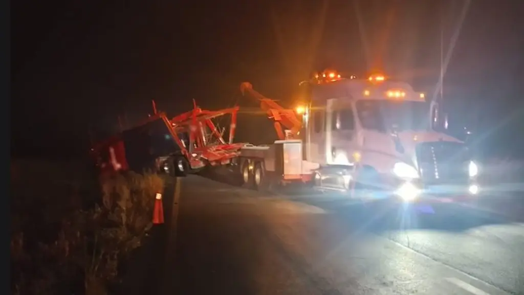 Cierre de circulación por accidente en Entronque La Tinaja-Cosoleacaque