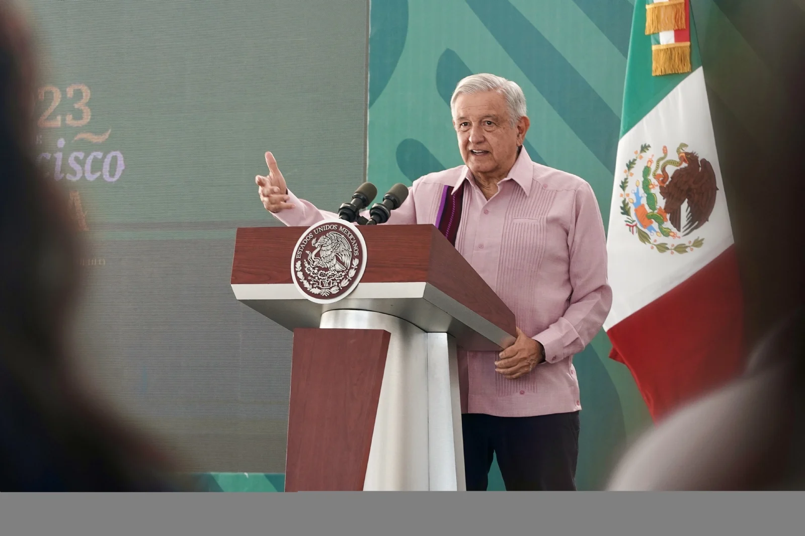 AMLO defiende terna que propuso para sustituir a Arturo Zaldívar: “reúnen los requisitos”