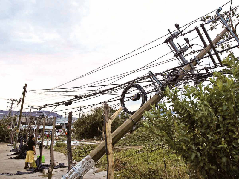 Restaurar la energía costará 2,600 mdp; labores de CFE en Guerrero