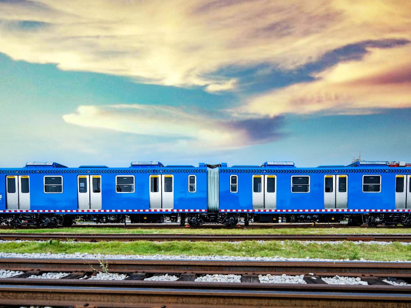 López Obrador publica decreto sobre uso de vías férreas para trenes de pasajeros