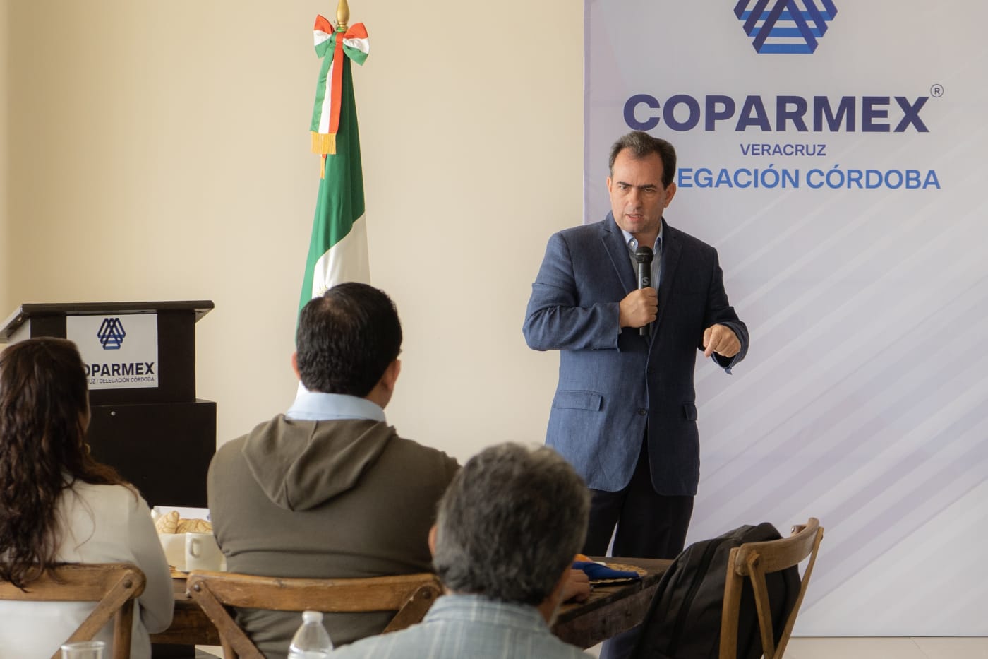 UNIDAD CON LA CIUDADANÍA Y LOS PARTIDOS PARA QUE VERACRUZ MEJORE: PEPE YUNES