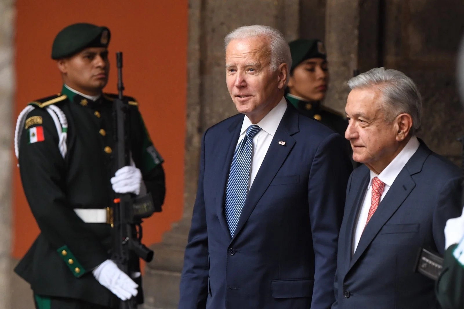 Biden enviará a Blinken y Mayorkas a México para hablar con AMLO sobre migración